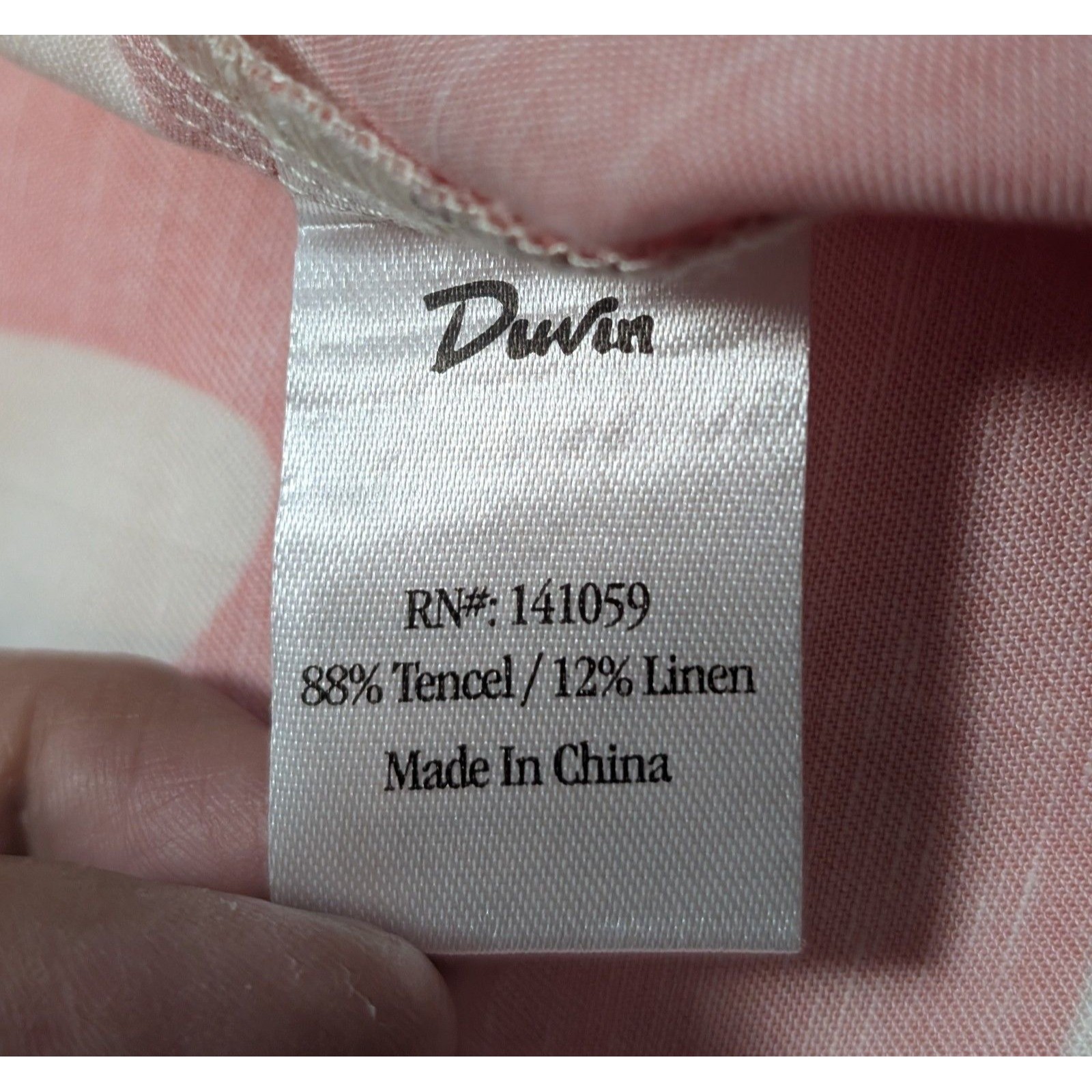 Nwot Duvin Design Co. Size M Hibiscus Camp Shirt Button-Up Tencel Linen Blend — image 6 of 8
